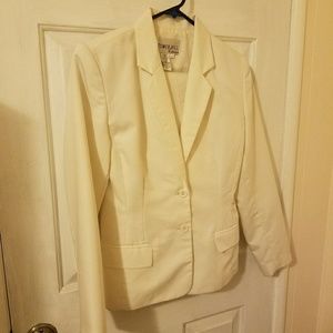 TOWER HILL COLLECTION CREAM SUIT